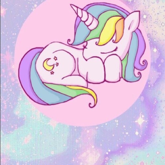 Meet your Posher, Lena.U are all magical ✨ - Picture 3 of 9